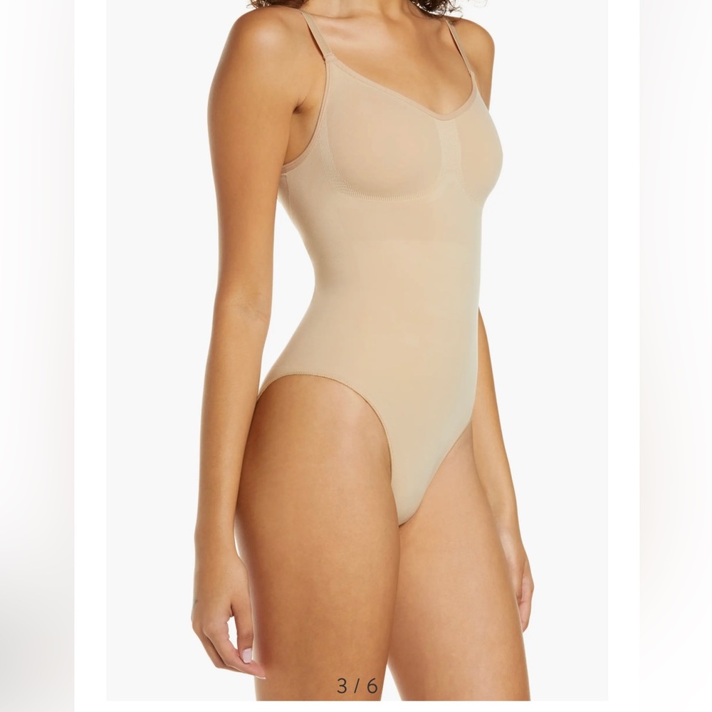 SKIMS SCULPTING BODY SUIT
